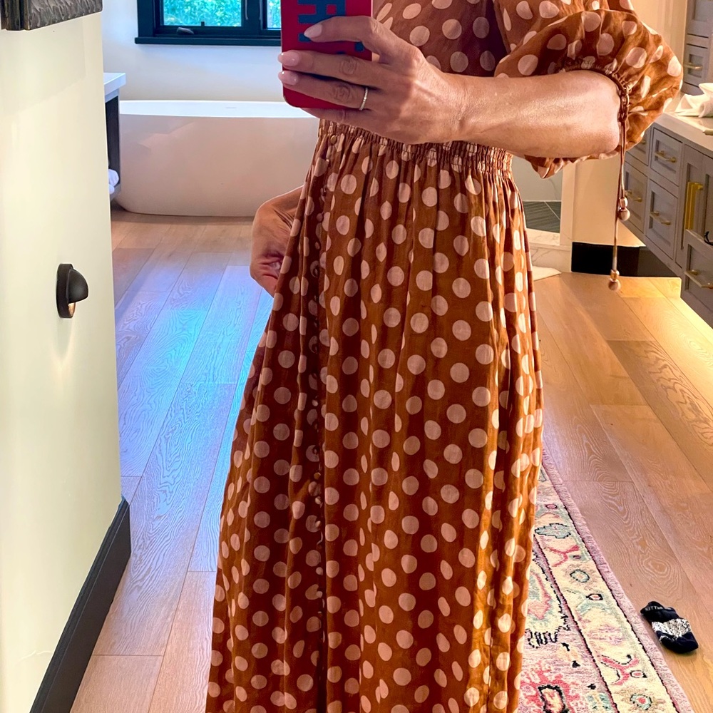 Brown & cream linen Zimmerman dress.  Elastic waist.  Flattering & comfy.